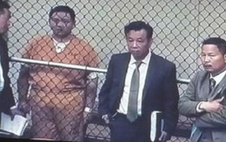 Minh Béo trốn ống kính truyền thông