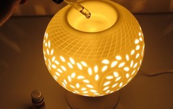 Nên chọn đèn xông tinh dầu hay máy khuếch tán
