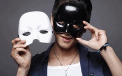 Lấy nhầm người đeo mặt nạ