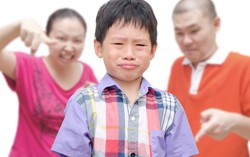 Coi em như ‘kẻ thù’ do bố mẹ thiên vị