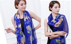 8 kiểu quàng khăn cho thu quyến rũ