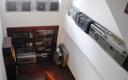 Thầy giáo vật lý rao bán 'bảo tàng âm thanh'