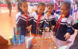 Ươm mầm khoa học nơi địa đầu tổ quốc