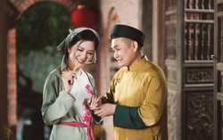 Đinh Hiền Anh song ca với ‘vua hài đất Bắc’ Xuân Hinh