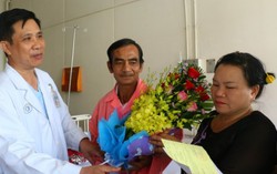 'Người tù thế kỷ' được xuất viện, vợ vẫn lo