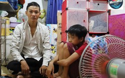 Xót xa cảnh ‘gà trống nuôi con’ sau tai nạn giao thông