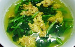 Bữa cơm chiều với canh cua đồng giản dị
