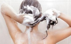 Viêm chân tóc, viêm da vì sạch quá