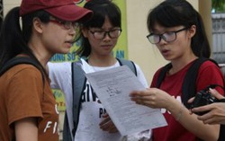 Học sinh Hà Nội căng thẳng vì thi 'tổ hợp'