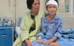 Hồi sinh bé gái 10 tuổi bị hôn mê do u não