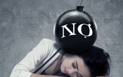 Lấy chồng lấy luôn cả nợ