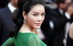 Lý Nhã Kỳ được tạp chí ‘Gala’ ví là ‘Công nương Diana của Việt Nam’