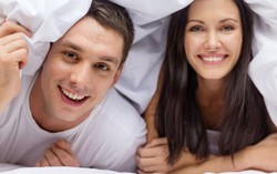 Vợ giả vờ, chồng thêm cuồng nhiệt