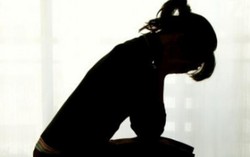 Mẹ bán cả con gái và cháu ruột sang Trung Quốc
