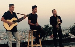 Phúc Lâm 'Thần tượng Bolero' dầm mưa 2 tiếng để quay MV