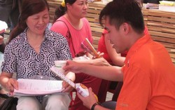 Người nhà thí sinh được phục vụ 'tận răng'