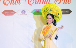 Á khôi Miss Photo Thạch Thảo tự tin trình diễn áo dài