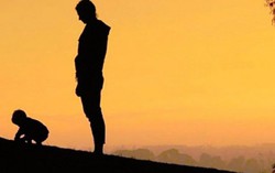 Kết hôn vì gia đình, ly hôn cũng bởi gia đình