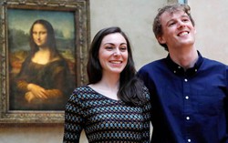 Trải nghiệm thú vị của du khách đầu tiên ngủ qua đêm ở Bảo tàng Louvre