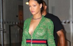 Rihanna gây sốc khi dạo phố trong váy xuyên thấu