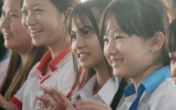 500 trẻ mồ côi, khuyết tật được đón Tết sớm 