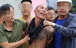 Xác định danh tính người đàn ông ném con từ nóc nhà 3 tầng xuống đất