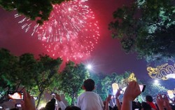 Giao thừa Tết Nguyên đán 2017, Hà Nội bắn pháo hoa 30 điểm