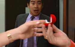 Thanh Bình tá hỏa khi thấy Ngọc Lan tình tứ với Hoàng Sơn trong phim