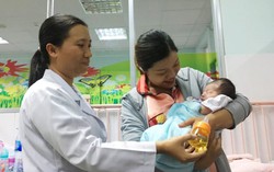 Bệnh nhi được phẫu thuật tim khi mới 3 ngày tuổi