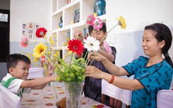 'Bà mẹ' trẻ nhất ở làng SOS: Không muốn bọn trẻ thêm một lần mất mẹ