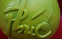Quả khắc chữ thư pháp được săn lùng