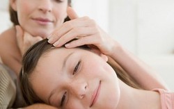 ‘Mẹo hay’ để đi vào thế giới tâm hồn con tuổi teen