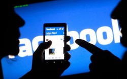Con đau đớn nhìn bố mẹ tố nhau trên facebook