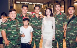 Angela Phương Trinh nổi bật bên dàn 'soái ca quân nhân'