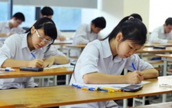 'Lạc trôi' gây tranh cãi khi vào đề thi thử Ngữ văn THPT Quốc gia