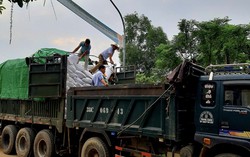400 tấn gạo cứu đói đến với bà con vùng lũ Hương Khê