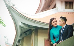 Cindy Thái Tài diện áo dài cùng bạn trai lên chùa