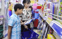 Hàng sản xuất trong nước chiếm lĩnh thị trường mùa khai giảng