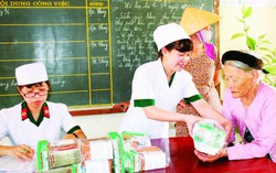 Những 'bông hoa 4 tốt' của phụ nữ quân đội