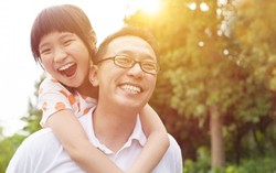 'Bờ vai ấm áp' - góc trưng bày về tình phụ tử khiến ai cũng rưng rưng