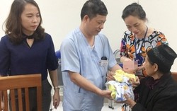 Bệnh nhi có bố mẹ tử vong trong đám cháy đã được bàn giao cho bà nội cháu