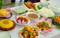 Thị trường 'nóng' sát ngày lễ Phật Đản