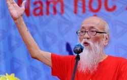 Nhà giáo Văn Như Cương và câu chuyện 'Ai từng dạy tôi thì giơ tay'