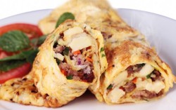 Trứng chiên cuộn phô mai cho bé