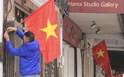 Người Hà Nội hào hứng chào đón năm mới 2018 
