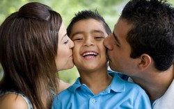 Nên hôn con trong suốt cuộc đời