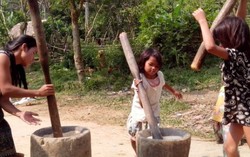 Vùng đất đêm ngày múa chày đôi