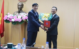 Trao quyết định bổ nhiệm Phó Cục trưởng Cục Quản lý Khám chữa bệnh