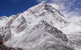 Chiều cao của "nóc nhà thế giới" Everest đã thay đổi
