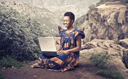 Mở ra cơ hội cho phụ nữ châu Phi đến với công nghệ